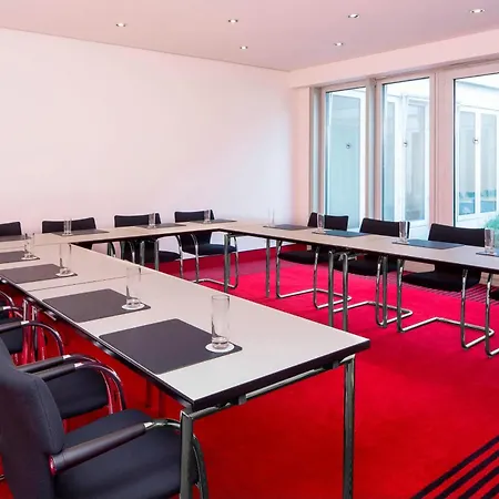 Sheraton Duesseldorf Airport Hotel-2