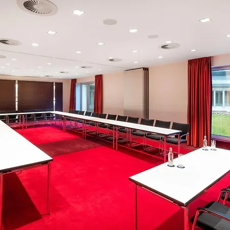 Sheraton Duesseldorf Airport Hotel-3