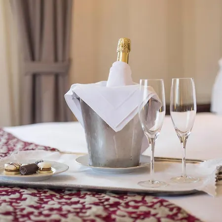 Claridge Hotel-3