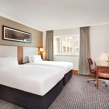 Doubletree By Hilton Coventry-2