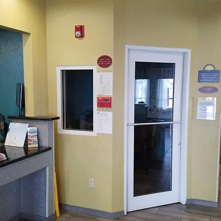 Quality Inn Poughkeepsie-3