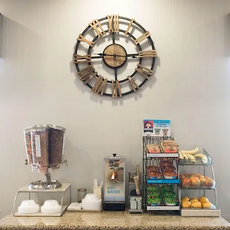Wingate By Wyndham Moses Lake-2