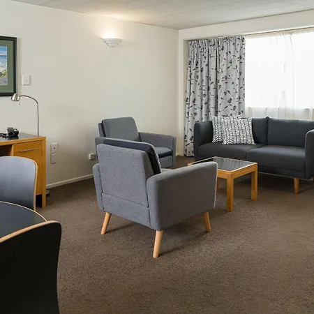 West Plaza Hotel-2
