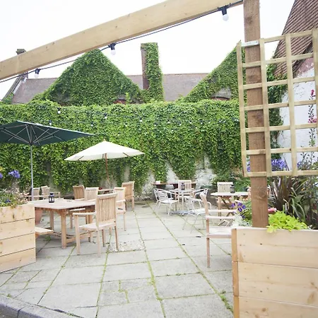 Norfolk Arms Hotel - Arundel-3