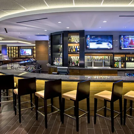Newark Liberty International Airport Marriott-3