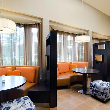 Courtyard By Marriott Portland Beaverton-3