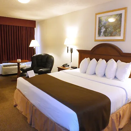 Days Inn By Wyndham Abilene-3