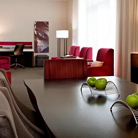 Delta Hotels By Marriott Winnipeg-3