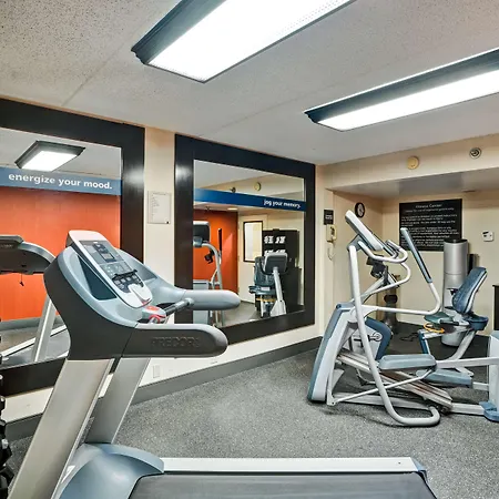Hampton Inn Norfolk-Naval Base-3