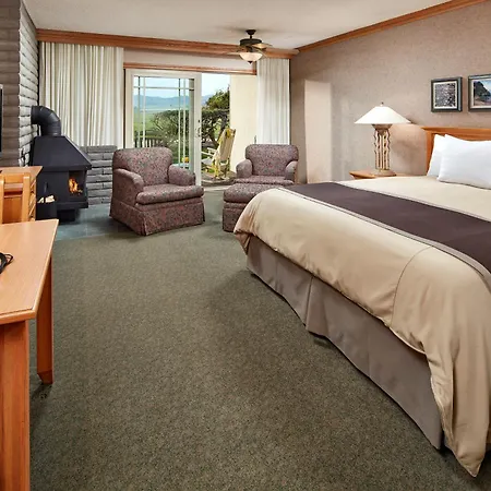 Cavalier Oceanfront Resort-2