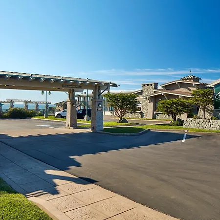 Cavalier Oceanfront Resort-2