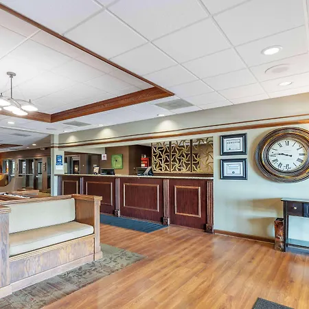 Best Western Plus Steeplegate Inn-3