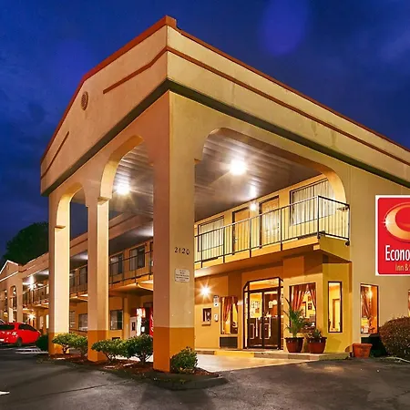 Econo Lodge Inn & Suites-3