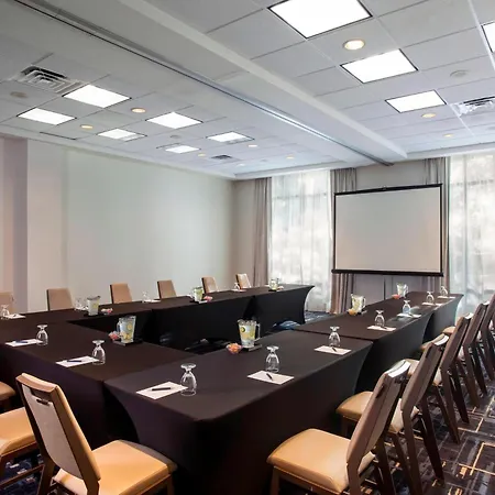Sheraton Suites Philadelphia Airport-3