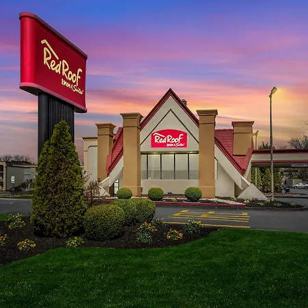 Red Roof Inn And Suites Newark - University-3