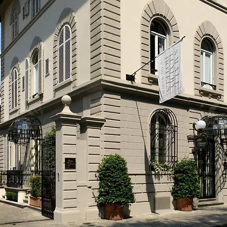 Hotel Regency - Small Luxury Hotels Of The World-3
