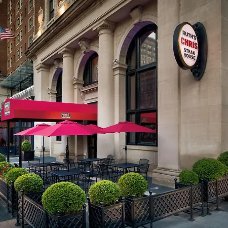 Amway Grand Plaza Hotel, Curio Collection By Hilton-3