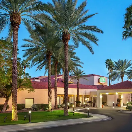 Courtyard By Marriott Phoenix North-2
