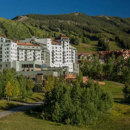 The Peaks Resort And Spa-2
