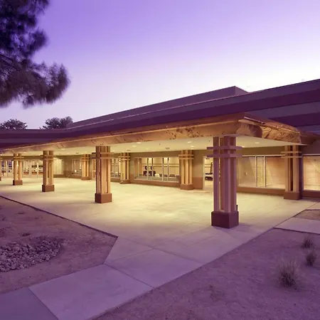Doubletree By Hilton Phoenix- Tempe-3