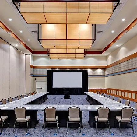 Doubletree By Hilton Phoenix- Tempe-2