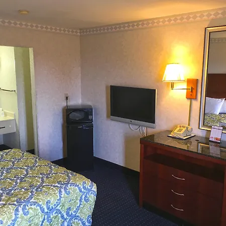 Americas Best Value Inn Of Decatur-3