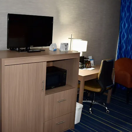 Days Inn By Wyndham Wayne-2