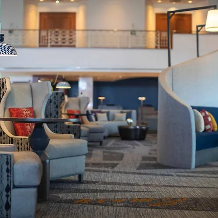 Renaissance Concourse Atlanta Airport Hotel-2