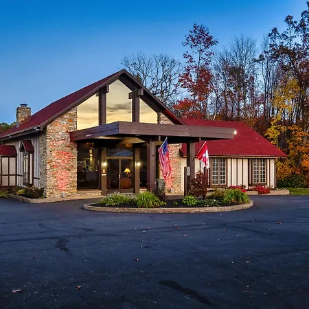 Red Roof Inn & Suites Hazleton-3