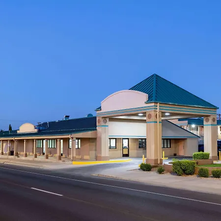 Days Inn By Wyndham Roswell-3