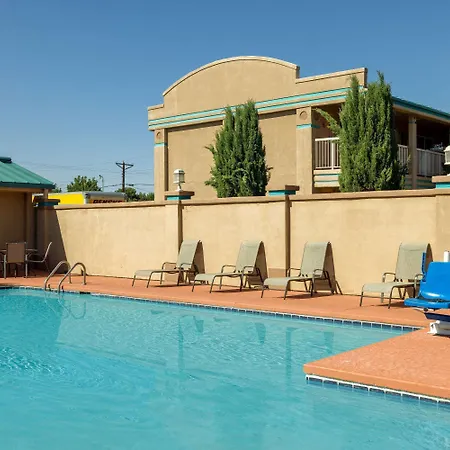 Days Inn By Wyndham Roswell-2