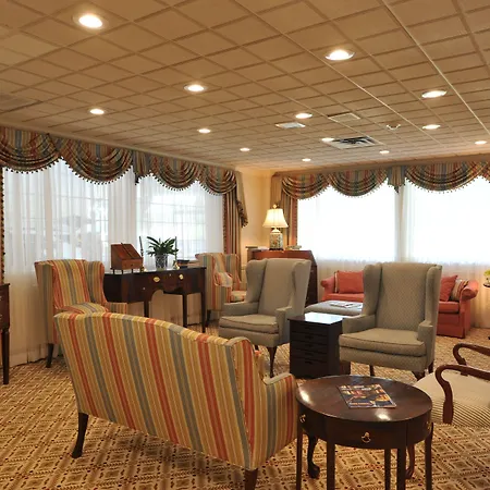 The Farmington Inn And Suites-2