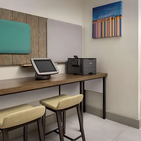 Travelodge By Wyndham Orlando Downtown Centroplex-3