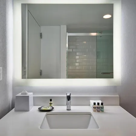 Four Points By Sheraton Boston Newton-3