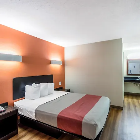 Motel 6 New Brunswick-3