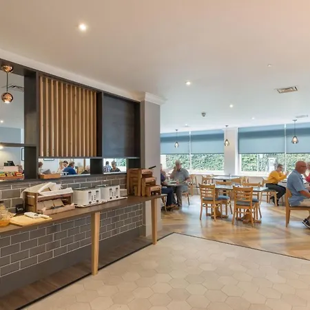 Holiday Inn Swindon By Ihg-2