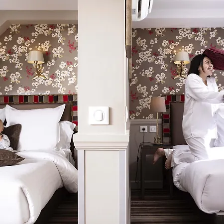 Hotel Des Comedies-2