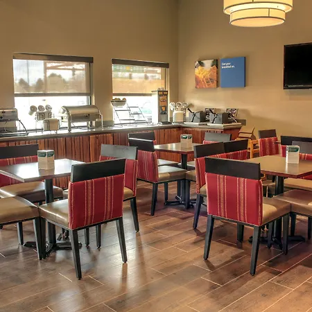 Comfort Inn At Buffalo Bill Village Resort-3