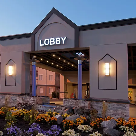 Coast Kamloops Hotel & Conference Centre-2