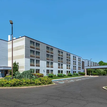 Days Inn By Wyndham Horsham Philadelphia-3