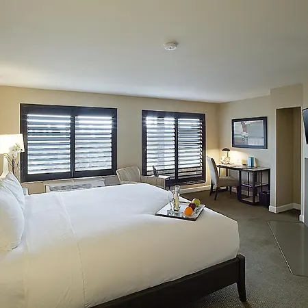 Cupertino Hotel-2