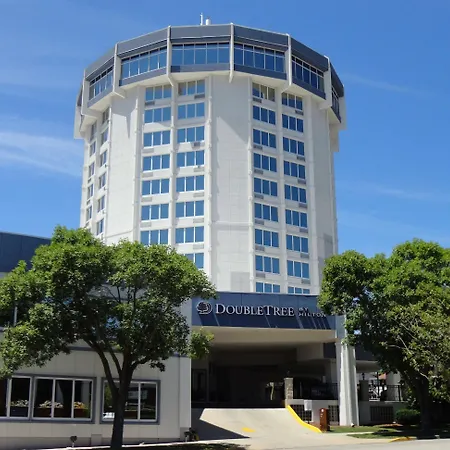 Doubletree By Hilton Jefferson City-2