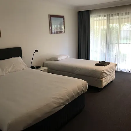 Tea Gardens Motel-2