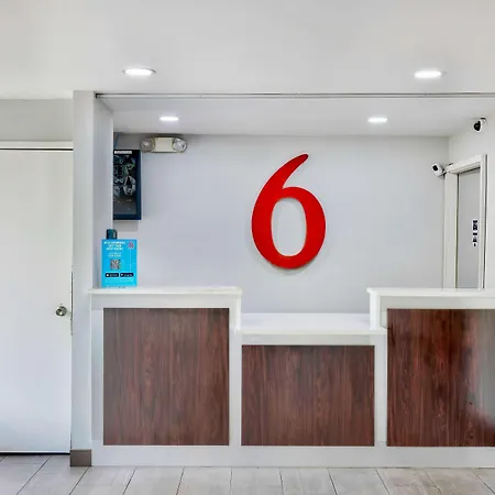 Motel 6 Morgantown-2
