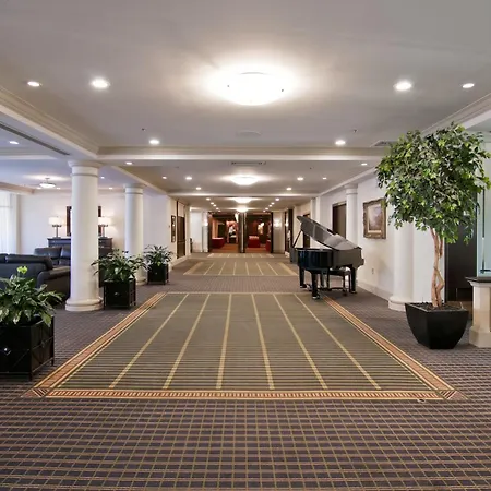 Chateau Lacombe Hotel-2