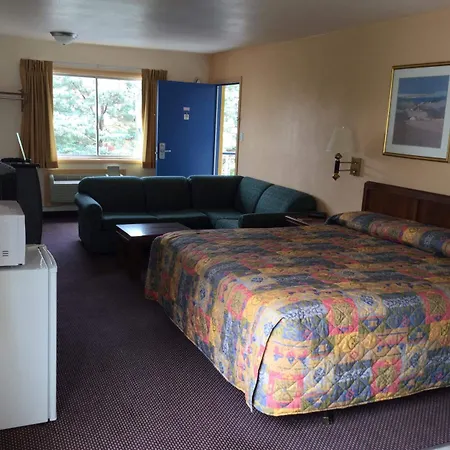 Belmont Inn And Suites-3