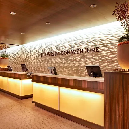 The Westin Bonaventure Hotel & Suites, Los Angeles-3