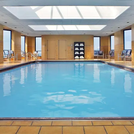 Hilton Rosemont Chicago O'Hare-3
