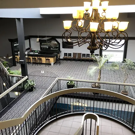 Best Western Laval-Montreal & Conference Centre-3