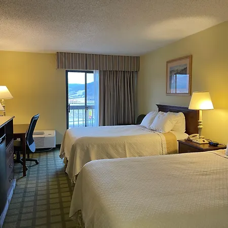 Days Inn & Suites By Wyndham Sutton Flatwoods-3